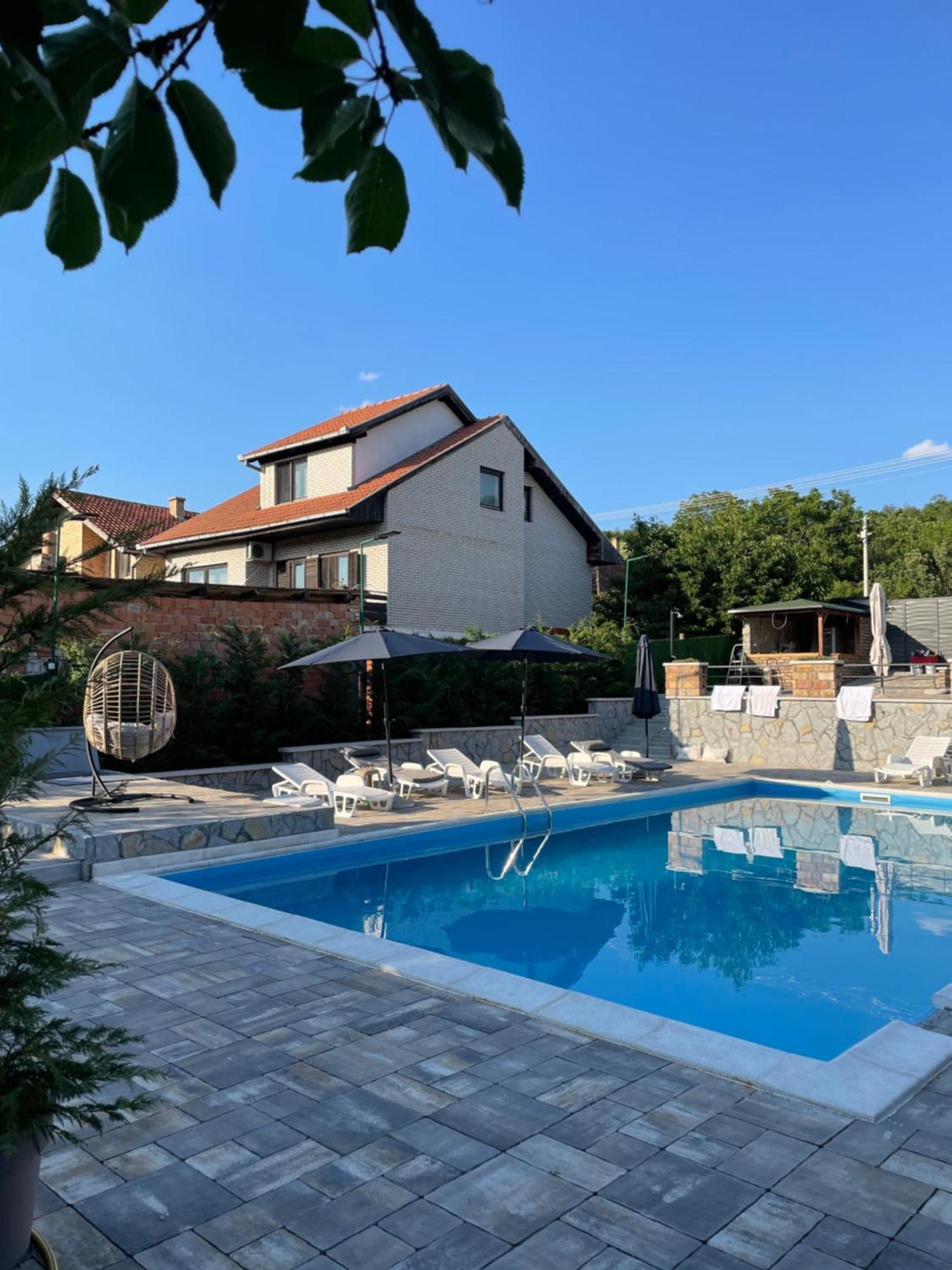 Vila Belilo Sremski Karlovci Bagian luar foto